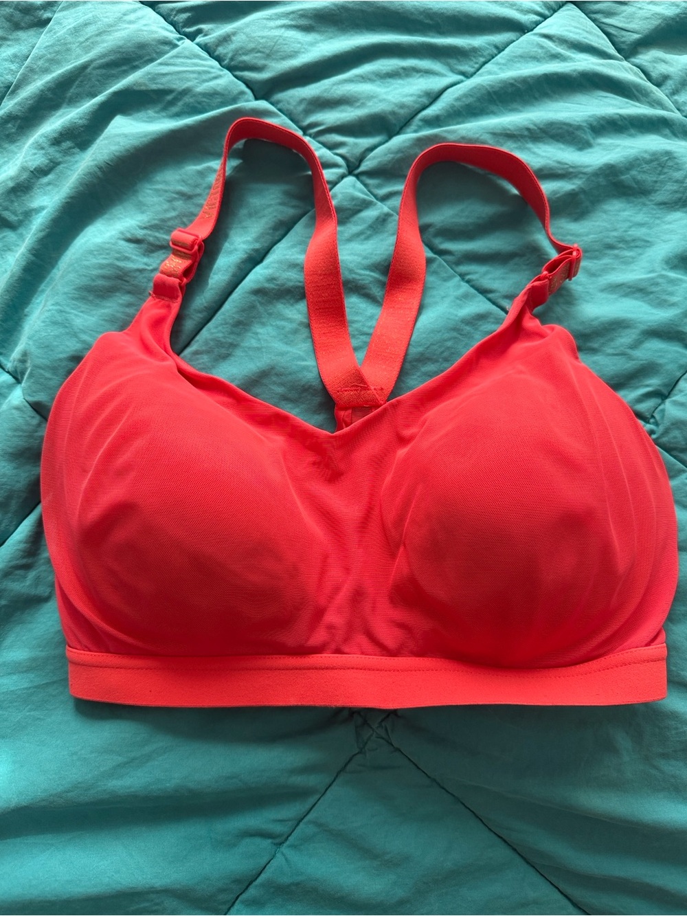 Wireless Padded Sports Bra - Coral Pink
